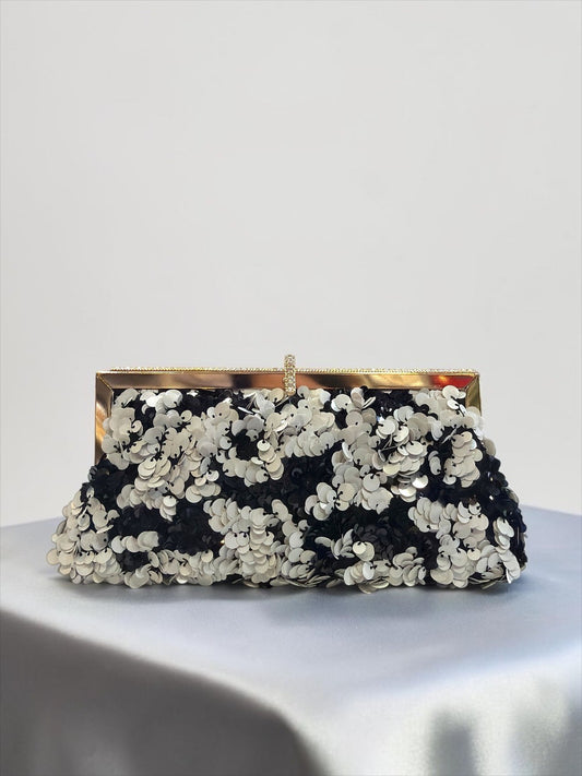 Clutch torba s cvjetnim ukrasima – prikaz 1