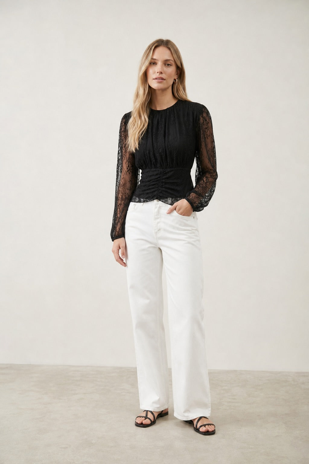 Bluza s čipkastim rukavima – bluza sa čipkom crna