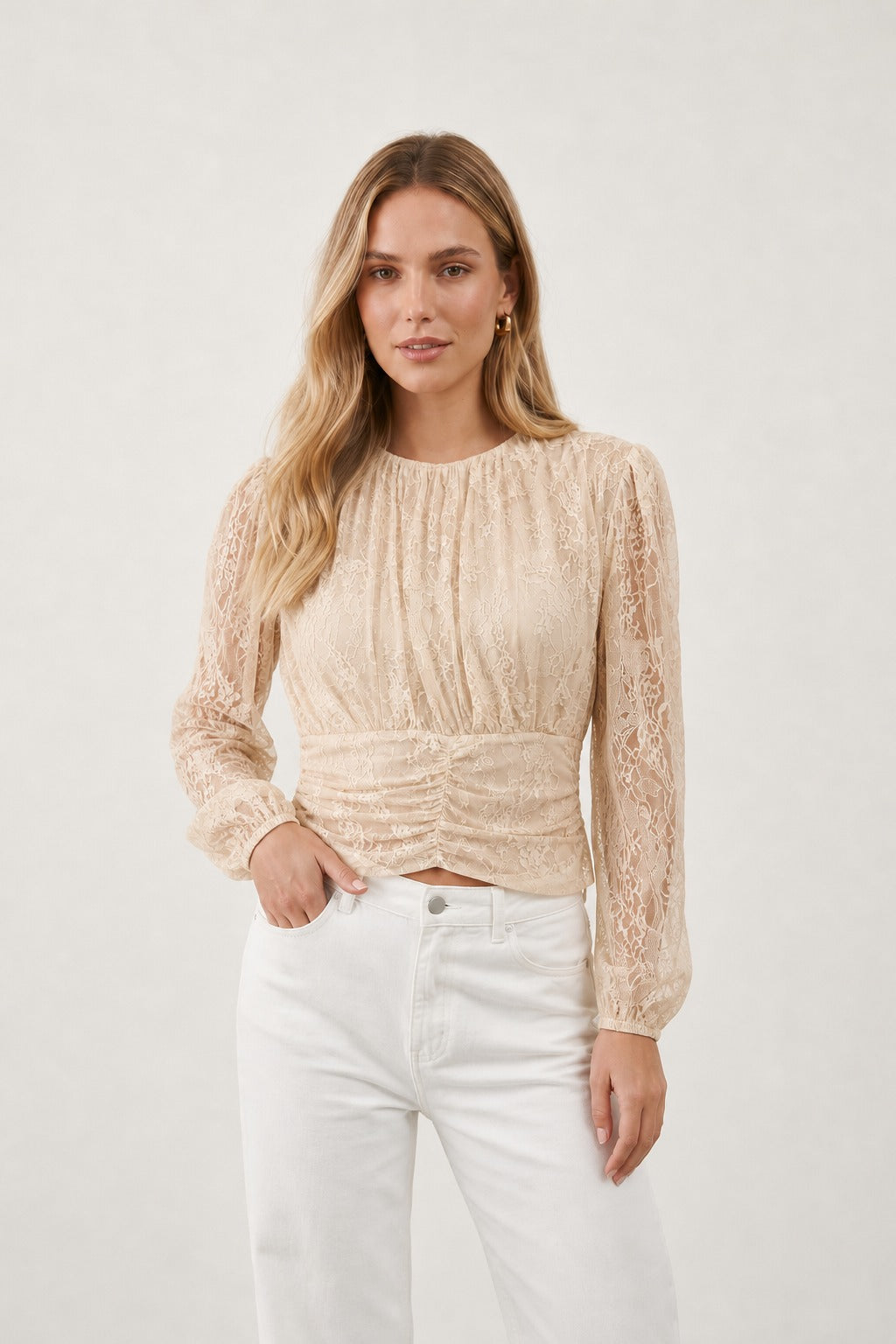 Bluza s čipkastim rukavima – bluza sa čipkom ekru