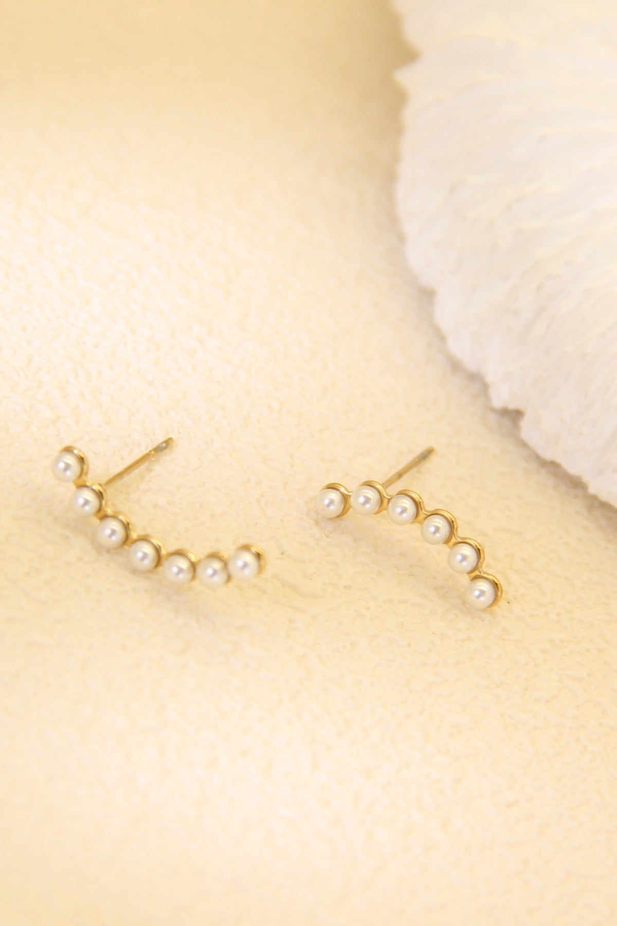 PEARL EARRINGS
